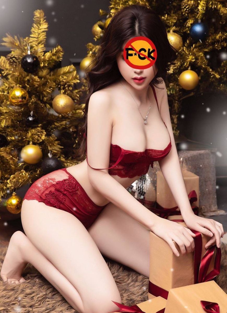 HOT TRÚC MAI HÀNG CHUẨN ĐẸP,MẶT XINH CHUẨN LOLI GIRL